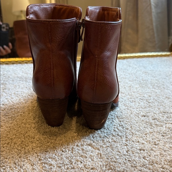 Very Volatile Rust Ankle Booties - Picture 4 of 7